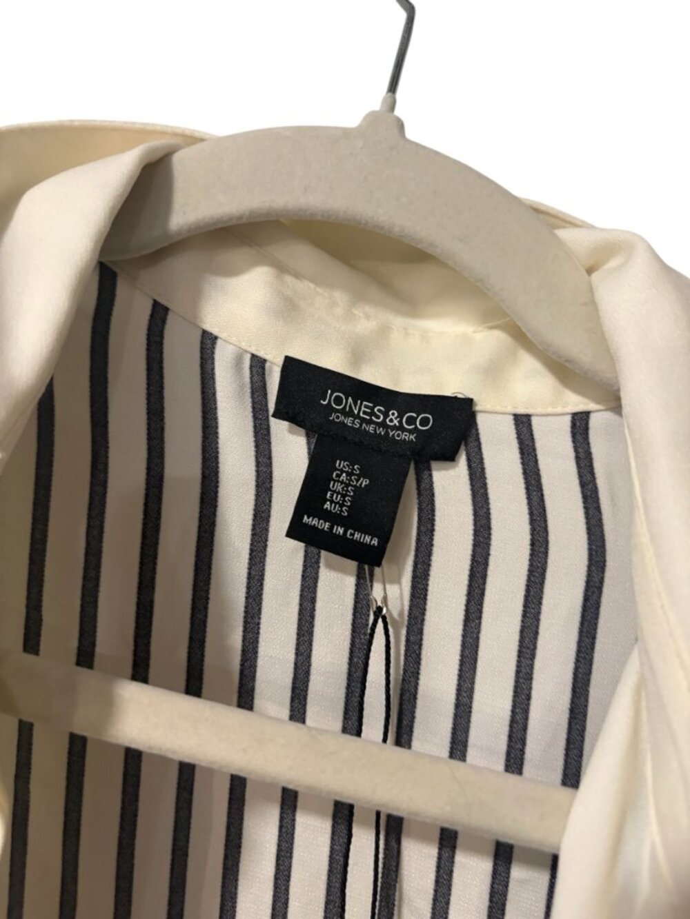 Jones & Co Striped Button-Up Blouse - Picture 7 of 7